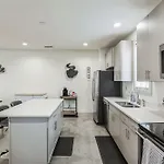 Trendy 3 Bdr For 8 Heart Of Nash Near 5 Points * Nashville