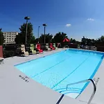 Hampton & Nashville-airport Hotel