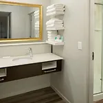 Hampton & Nashville-airport Hotel 3*