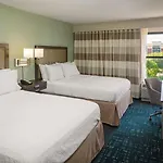 Hotel Hampton & Nashville-airport 3*