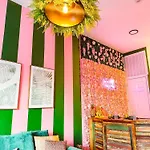 Dreaming With Dolly - Luxe Near Broadway Holiday home