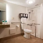Hotel Express & Nashville-i-40 & I-24 3*