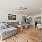 Music Family Retreat - Near Airport, Downtown *