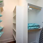 1a Rooftop Deck, 3mi Broadway, Side By Side Available Holiday home *