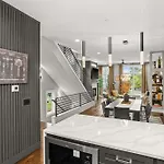 Luxury House In With Rooftop Deck * Nashville