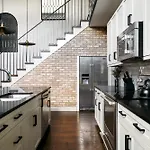 Stylish 2 Penthouse Walk To Shopping, Food, 1 Of 7 Themed Lofts At Cowrite, Find Coffee And Tacos Downstairs, Complimentary Spin Class, Walk To Shopping In 12 South, 10 Minutes To Broadway, Parking, 24 Hr Hospitality Nashville