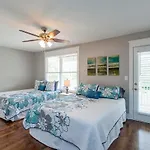 1a Rooftop Deck, 3mi Broadway, Side By Side Available Holiday home *