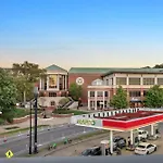 New Bright Modern Townhome With Rooftop & Garage