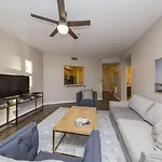 Mint House - Hillsboro Village