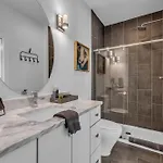 Evanston Apartment *