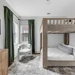 The Wade - Minutes To The Gulch & 12 South * Nashville