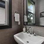 The Wade - Minutes To The Gulch & 12 South * Nashville