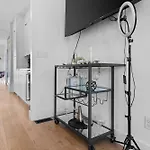 Holiday home Spacious - 2 Homes, 15 Guests *