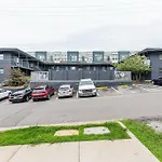 Trendy Studio For 4 With Community Pool