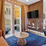 Boho-chic With A Hot Tub, Fire Pit Nashville