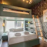 8br Rooftops With Hot Tub Fire Pit Skyline Views Holiday home Nashville