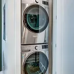 Lofts At 30th -horizon- 2 Bedroom Executive