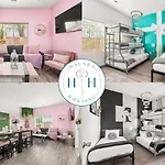 4br Condo, Sleeps 13 - Free Parking Apartment *