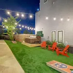 Hottub/karaoke-10min To Dt-9 Beds-swiftie's Holiday home *