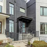 Holiday home Belmont Music Row 4 Bed, Rooftop, 10 Minutes To Dt, 24 Hour Hospitality Team, Perfect For Groups, 7 Miles To Airport *