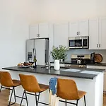 New Build 2 Condos Minutes From Downtown Nashville Dining Entertainment