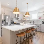 Golden Hour By Local Holiday home Nashville