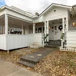The Cash- 9 Mins To Downtown, Walk To Vandy! Holiday home
