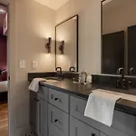 The Vault Royale By Local