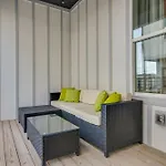 Luxe Hillsboro Village Homes For 24 With 4 Patios, Rooftops And Garage Parking, Gourmet Kitchens And Smart Tvs, Walk To Vanderbilt, Pancake Pantry And Fido, 24Hr Hospitality, 10 Min To Broadway And The Parthenon
