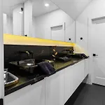 Spacious - 2 Homes, 15 Guests Nashville
