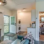 Rustic Studio Walkable To Music Row! By Stay Local Nashville