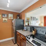 Apartment Downtown -788
