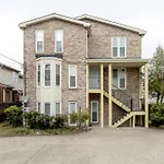 Apartment Steps From Vandy, Live Music-downtown 9 Mins Away! *