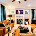 Fast 12 Beds Large Yard Free Parking *