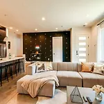 Close To The Gulch - Book Today