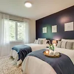 Holiday home Downtown Luxury - 10 Beds & Free Parking
