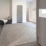 Holiday home Downtown Luxury - 10 Beds & Free Parking *
