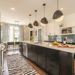 Luxe 4br With Fire Pit Grill And Views Nashville