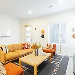 Holiday home Outrider Buyout - 2 Units By Avantstay Nashville