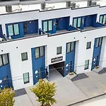 Holiday home Outrider Buyout - 2 Units By Avantstay Nashville