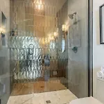 Luxe 4br With Fire Pit Grill And Views Holiday home