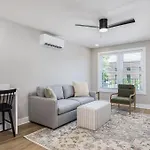 24-Guest Retreat The Nomad: Studio X2 1Br X4