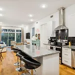 Nashville Scene Suite In Chic East Nash 12 Min To Broadway