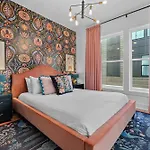 Hot Tub Fire Pit Grill Views Sleeps 24 * Nashville
