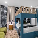 The Modern Cowboy - Hot Tub & Rooftop On Music Row Holiday home
