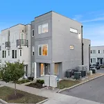 Broadway Frank Holiday home *