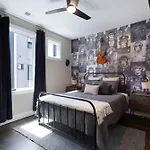 2 Homes! Broadway Views, Rooftops & Karaoke