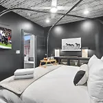 The Modern Cowboy - Hot Tub & Rooftop On Music Row Nashville
