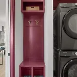 The Musgraves - Modern Music Row With Rooftop Holiday home