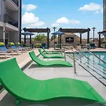Boulevard Stays Midtown 30Ft Ceilings 1Br 01